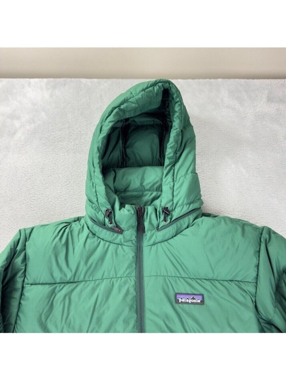 Patagonia Men's Medium Silent Down Puffer Jacket 27930 - Picture 11 of 15